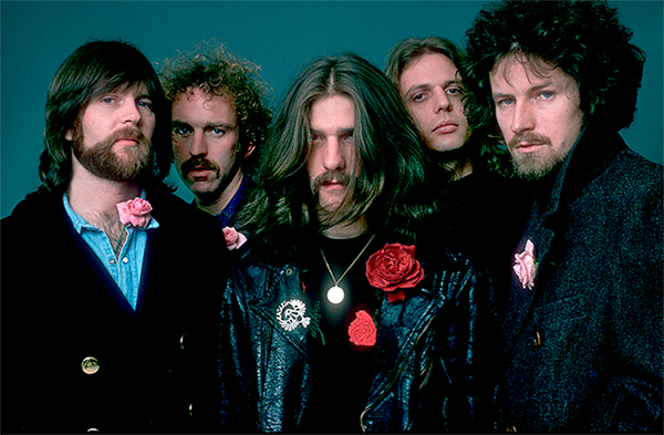  031126.apnewwaxwedeaglesbandpicseeff.png