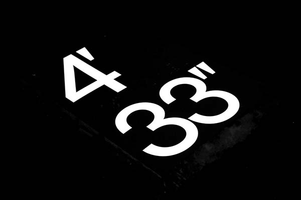  040125.apfeaturelirpacagepic5.jpg