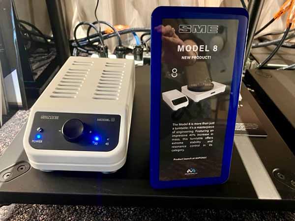  041926.axpona.SMEModel8controller1.jpg