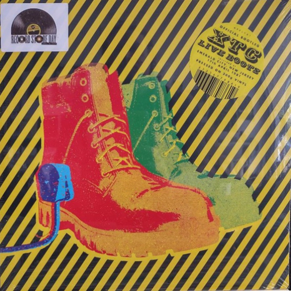  042226.apnewwaxwedxtcliveboots.jpg