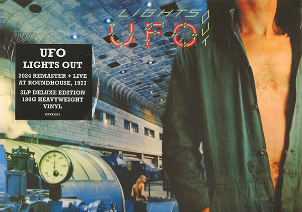  050124.apint.ufolightsouthypewideshot.jpg