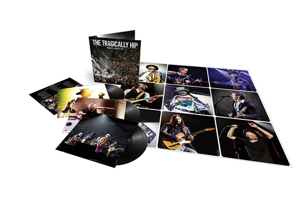  052026.apnewwaxwedthehip2016livearray2a.png