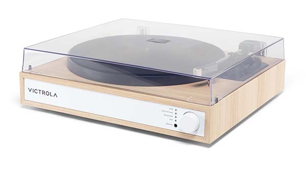  061025.apnews.victrolaharmonynatural.jpg
