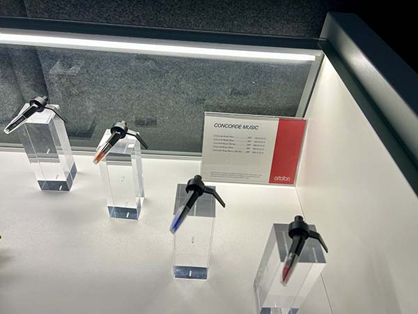 062025.apmunich.OtherOrtofoncarts.jpg
