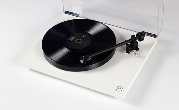 0726.apnews.turntables.rega2.jpg