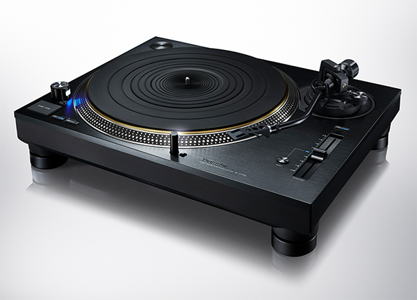 0726.apnews.turntables.technics2.png