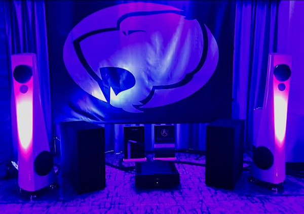  123125.apcafshow.klaudiojaguarroom.jpg