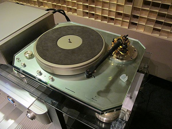 413marantz.turntable.jpg