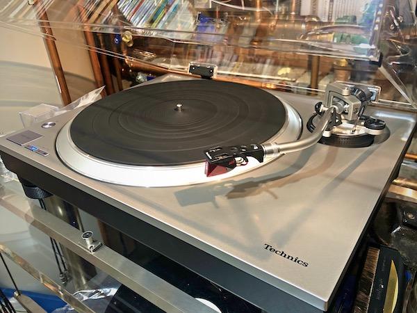 With the SL-1500C Technics Cuts the Price But Not the Sound
